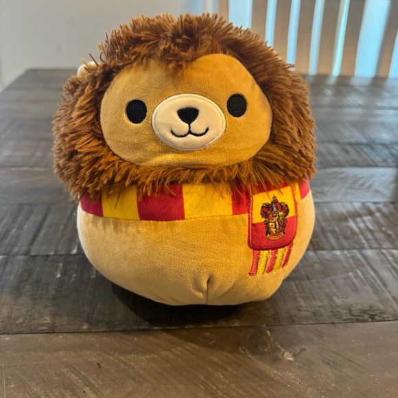 Squishmallows Harry Potter 10" Gryffindor Lion Plush Toy Collectible - Picture 2 of 8